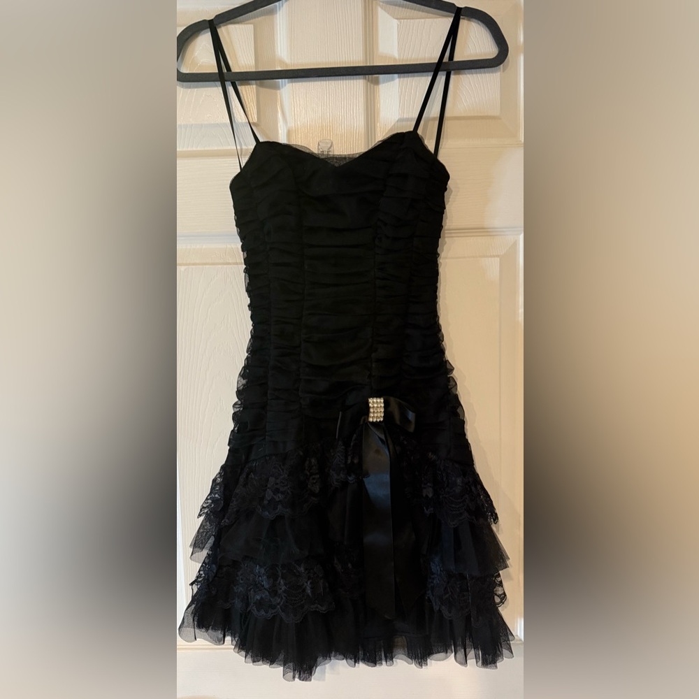 Steppin' Out 2010 Black Ruffled lace Dress with Lace and Bow like New 3/4